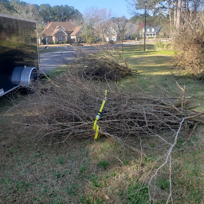Yard Maintenance in Emerald Isle, North Carolina