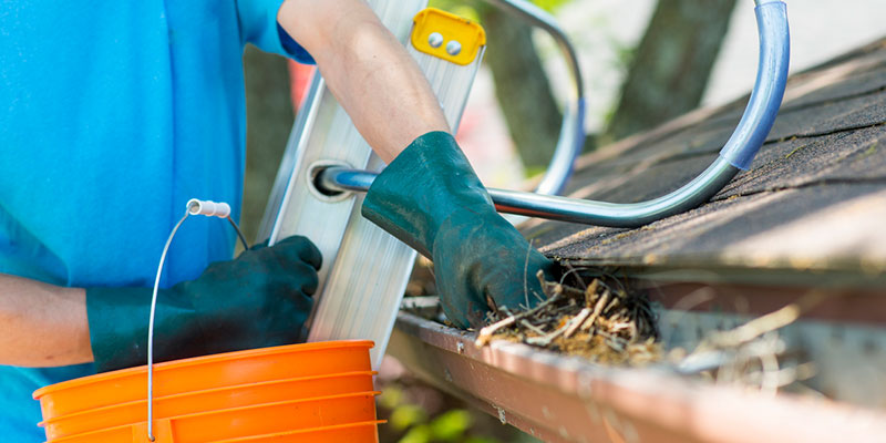 Why Spring Is the Perfect Time for Gutter Cleaning